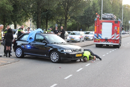 2 september Erasmusweg afgesloten na ongeval tussen twee auto’s Den Haag