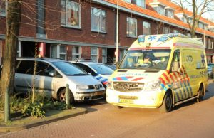 Politie doet onderzoek bij geweldadige woningoverval Marktweg Den Haag