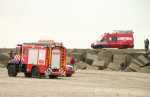 Inzet hulpdiensten bij persoon te water Noordelijk Havenhoofd Scheveningen