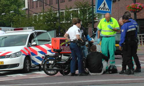 1 Juli aanrijding scooter brommer Oostsingel