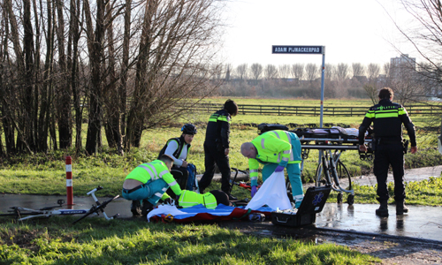 17 december Fietser onderuit door gladde weg Schiedam