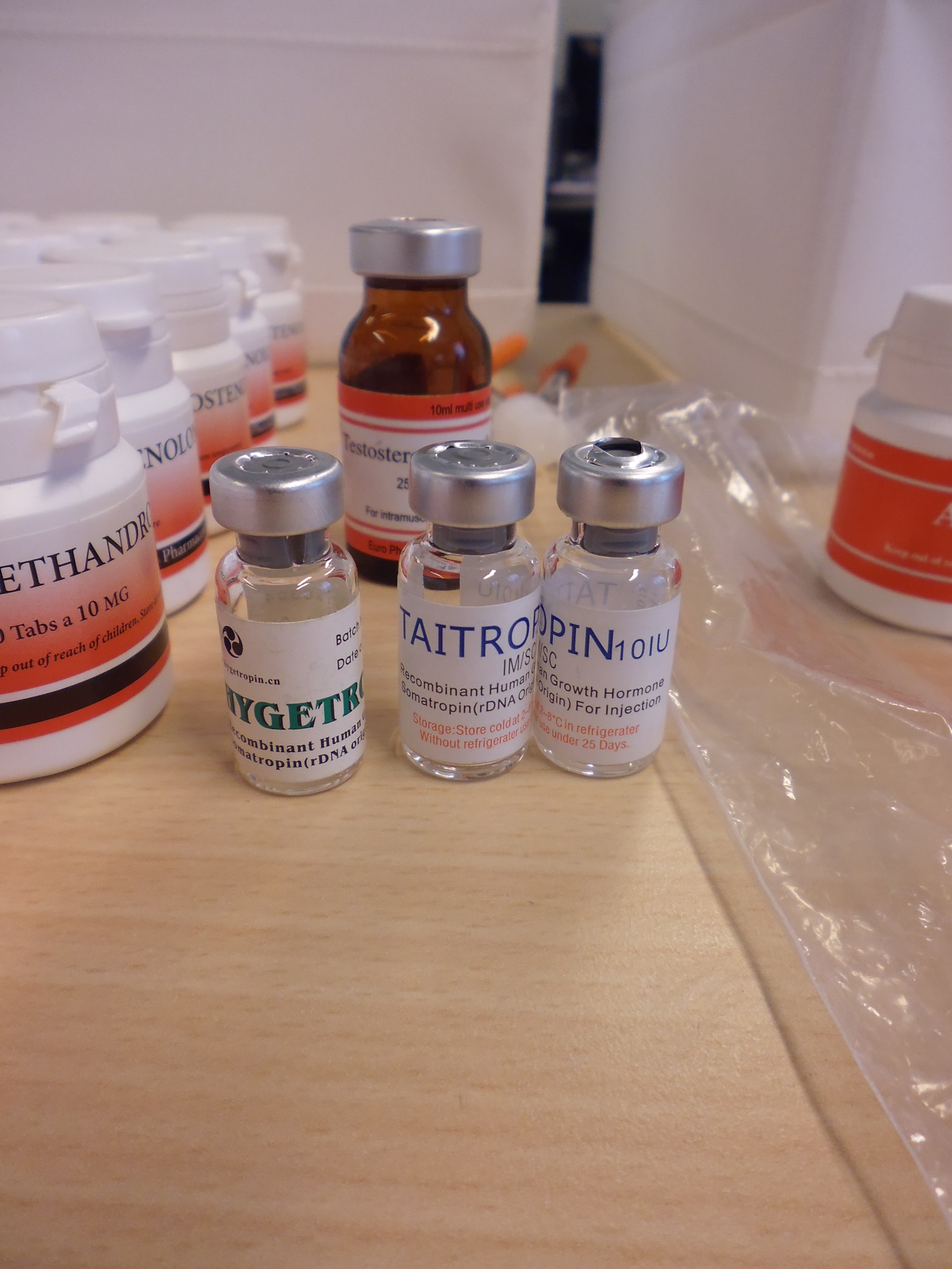 22 oktober Politie stuit op grote partij anabolen, verdachte aangehouden