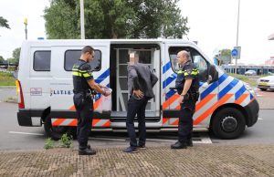 Automobilist aangehouden na aanrijding Kleveringweg Delft