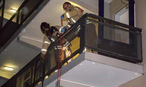 15 december Gewonde bij keukenbrand Professor Teldersstraat Vlaardingen
