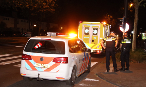 1 juli Auto rijdt door na aanrijding Burgemeester Pruissingel Vlaardingen