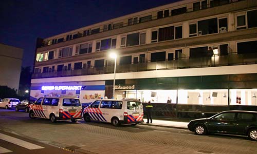 22 juli Twee aanhoudingen na steekpartij Nieuwlandplein Schiedam