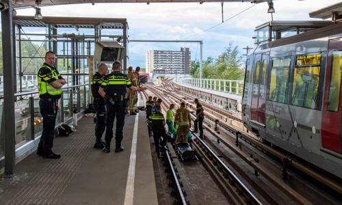 14 september Man valt met scootmobiel op metrorails station Schiedam Centrum