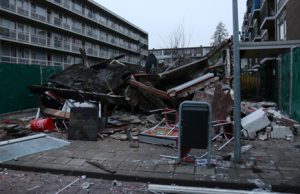 5 december Day After: Schade goed zichtbaar na brand Parkweg Schiedam