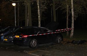 Auto uitgebrand Burgemeester Stulemeijerlaan Schiedam