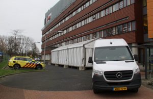 Triagetent voor Coronaslachtoffers bij Franciscus Vlietland Vlietlandplein Schiedam