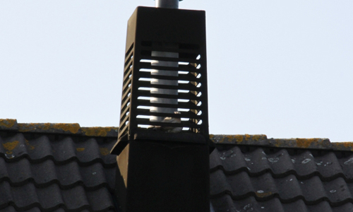 5 juni Brandweer rukt uit voor duif die vast zit in schoorsteen