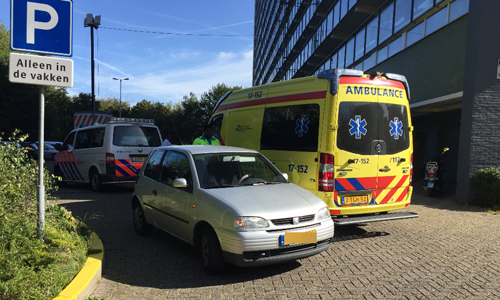 28 september Aanrijdiding auto vs scooter Zwaluwenlaan Vlaardingen