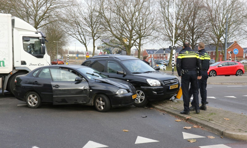 30 november Aanrijding tussen twee auto’s Parkweg Schiedam