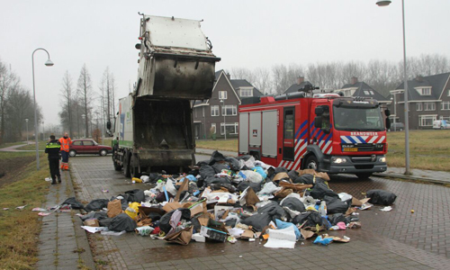 7 februari Kleine brand in een vuilniswagen Gretha Hofstralaan Vlaardingen