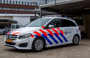 4 december Nieuwe Mercedes voor de politie Schiedam