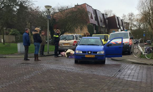 24 februari Fietsster gewond na aanrijding met auto Surinamesingel Vlaardingen