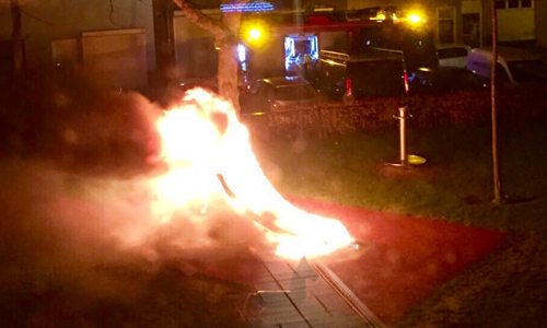 17 maart Speeltoestel brand volledig uit Baan Schiedam