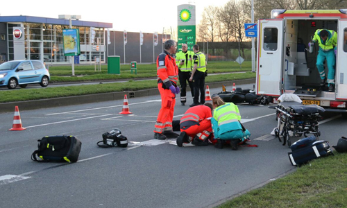 25 maart Motorrijder gewond na aanrijding Groene Kruisweg Rotterdam