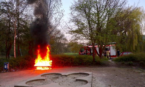 3 april Veel rookontwikkeling bij brand Eksterlaan Vlaardingen