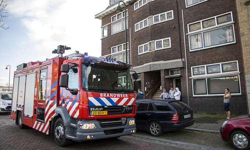 6 april Brand in woning door barbecue Westhavenkade Vlaardingen