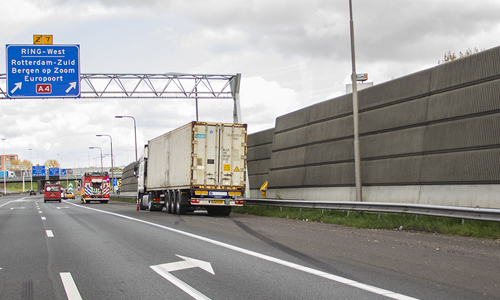 13 april Brand in vrachtwagen op de A20 tussen Vlaardingen en Schiedam