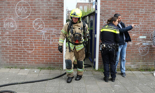 16 april Uitslaande woningbrand blijkt brandende gasfles Gerrit Jan Mulderstraat Rotterdam