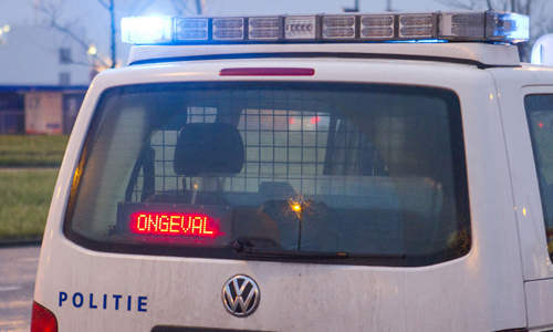 31 januari Auto tegen beruchte paal Mr. L.A. Kesperweg Vlaardingen