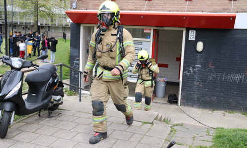 24 april Kinderwagen in brand in flat Schuttersveld Schiedam