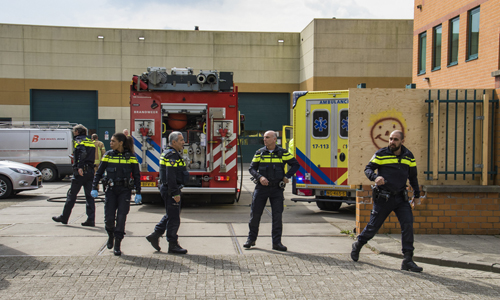 29 april Man zwaargewond na autobrand Adriaen Banckertstraat Schiedam