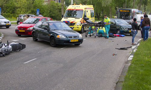 4 mei Motorrijder flink gewond bij aanrijding Afrit A20 Schiedam