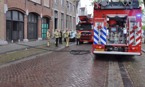15 mei Brandweer gealarmeerd voor brandende tafel Westhavenkade Vlaardingen