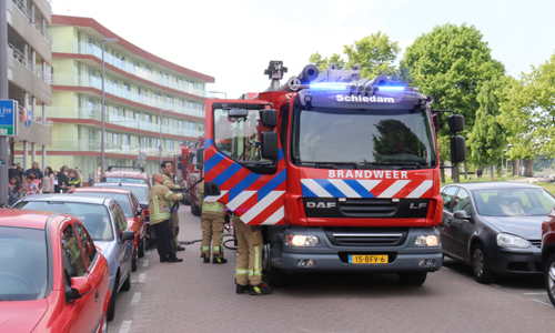 21 mei Kinderwagen in kelder in brand Spangesekade Rotterdam