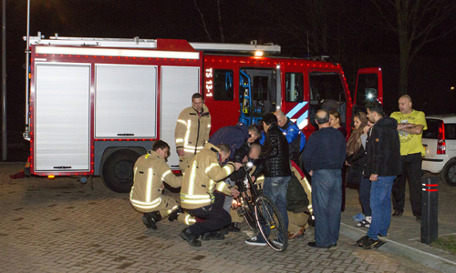 6 februari Kind met voet vast tussen fietsspaken Vlaardingen