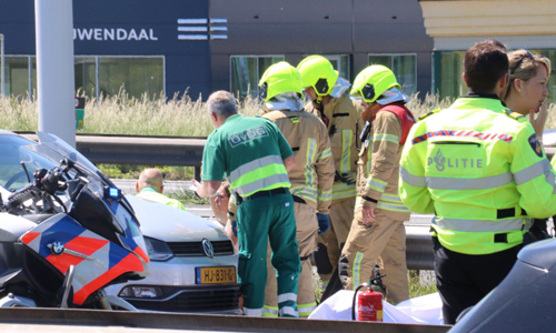 25 mei Flinke aanrijding op snelweg A16 Rotterdam