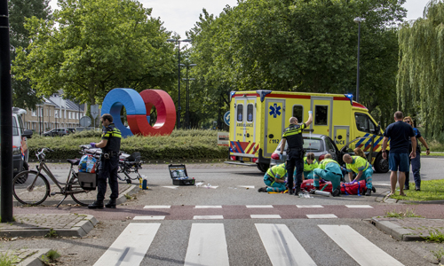 18 juli Fietsster zwaargewond na aanrijding Lepelaarsingel Vlaardingen