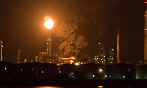 21 augustus Zeer grote brand bij Esso Botlekweg Rotterdam