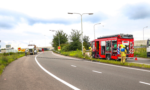 5 september Kleine vrachtwagen in brand op afrit A20 Vlaardingen