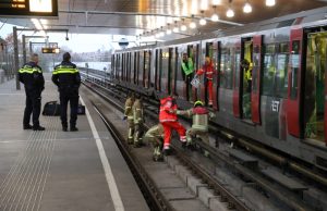 Geen metroverkeer na ongeval Stationsplein Schiedam