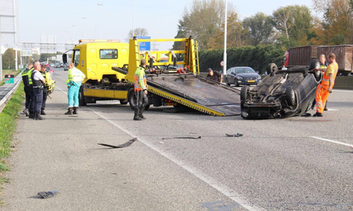 19 oktober Flinke file na auto over de kop A20 Schiedam