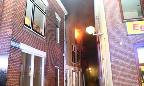 21 november Zeer Grote Brand in woning Wijnstraat binnenstad Vlaardingen