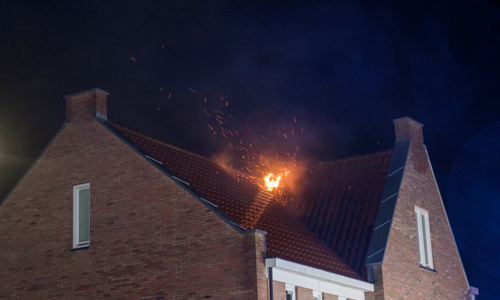 31 december Uitslaande zolderbrand Zoom in Brielle