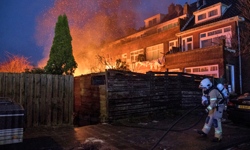 1 januari Uitslaande brand in schuurtjes Daltonstraat Schiedam