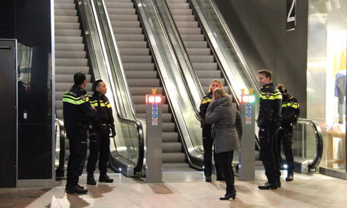 27 maart Centraal Station deels ontruimd na vondst verdachte tas Rotterdam