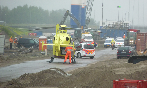 16 juni Traumahelikopter ingezet voor incident op bouwplaats Delft