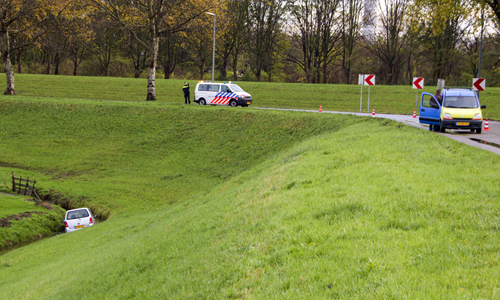 22 november Wederom auto van de Maassluissedijk Vlaardingen