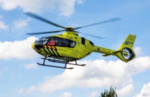 Inzet traumahelikopter trekt veel bekijks Paulus Buysstraat Vlaardingen