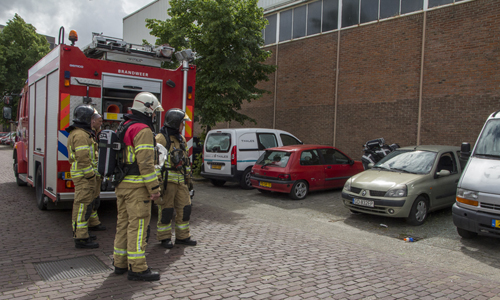 7 mei Vuurwerk in auto ontploft Schiedam