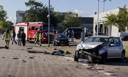 13 mei Forse schade en gewonde bij aanrijding Rotterdam