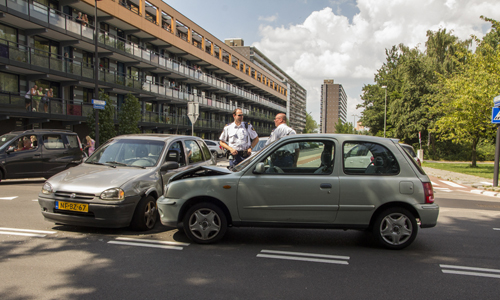 24 juli Aanrijding tussen twee auto’s Vlaardingen