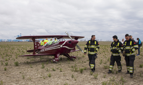 19 juni Noodlanding vliegtuigje na mankement Maasvlakte